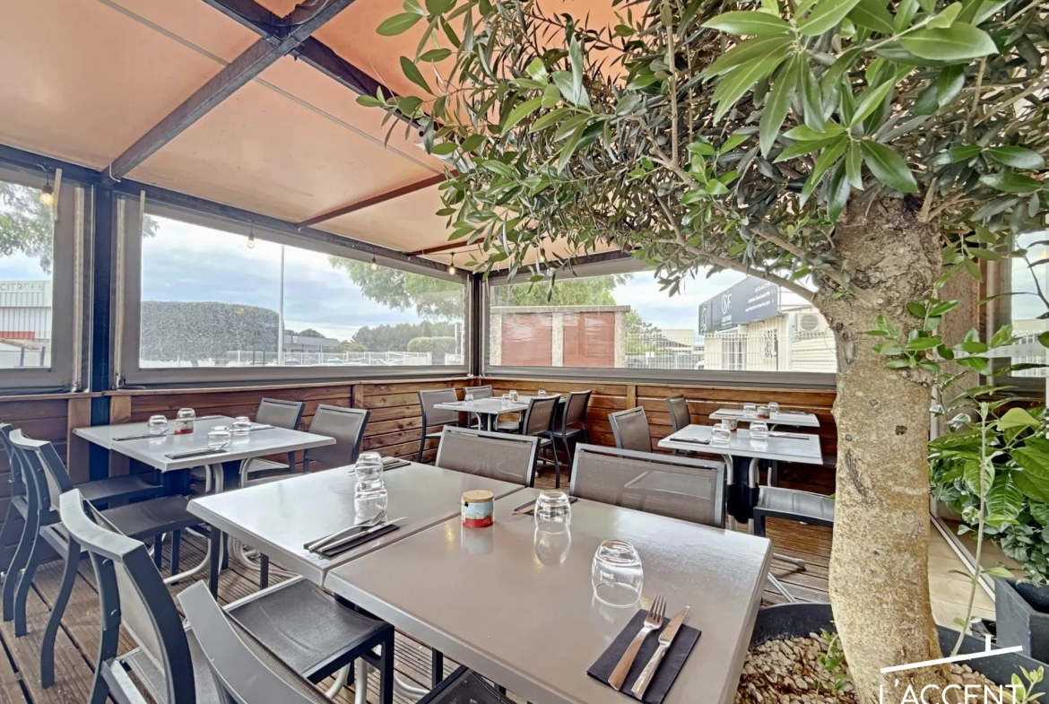 Fonds de commerce restaurant à Castries idéal pour reprise immédiate 