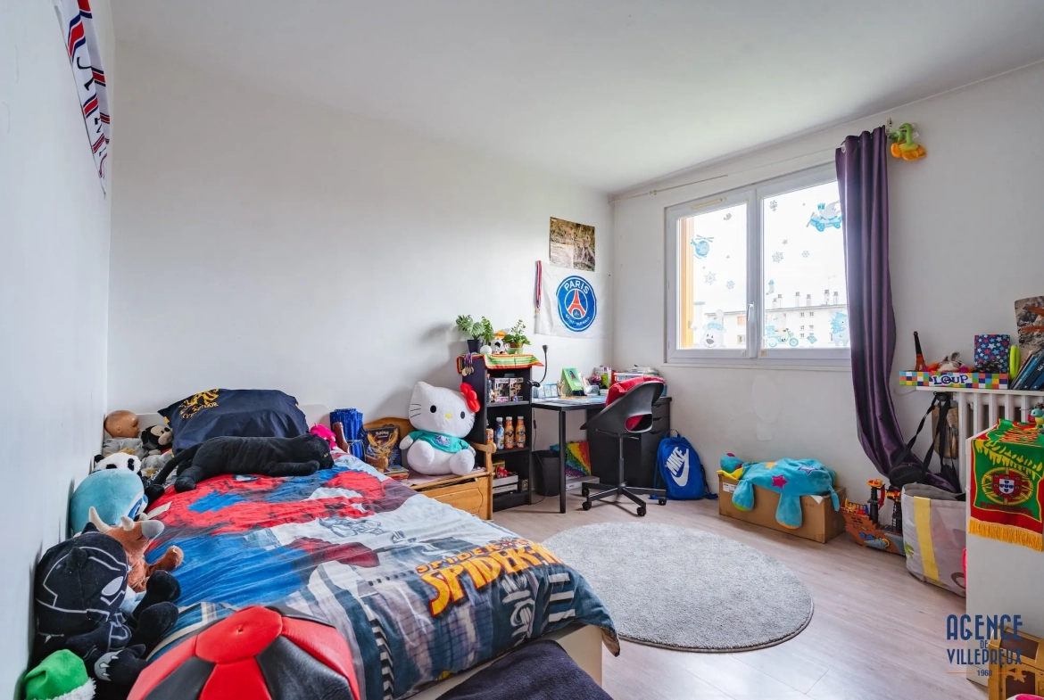 Appartement 3 pièces à vendre à Les Clayes-sous-Bois (78340) - Proximité commodités 