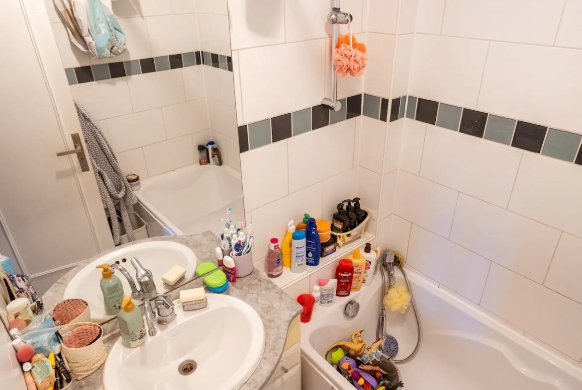 Appartement 3 pièces à vendre à Les Clayes-sous-Bois (78340) - Proximité commodités 