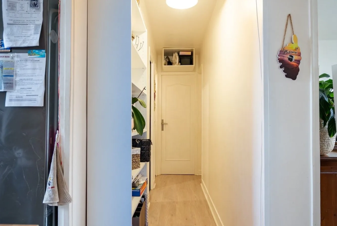 Appartement 3 pièces à vendre à Les Clayes-sous-Bois (78340) - Proximité commodités 