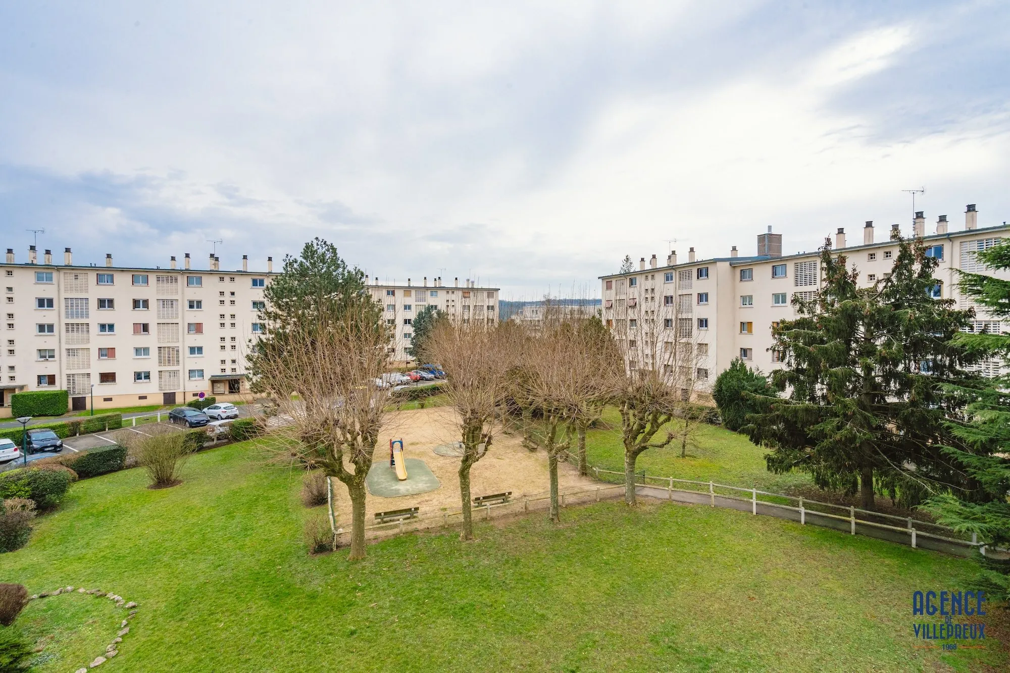 Appartement 3 pièces à vendre à Les Clayes-sous-Bois (78340) - Proximité commodités 