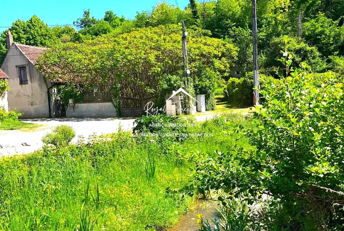 Charmante maison de campagne à La Celle-Guenand avec jardin de 142 m² 