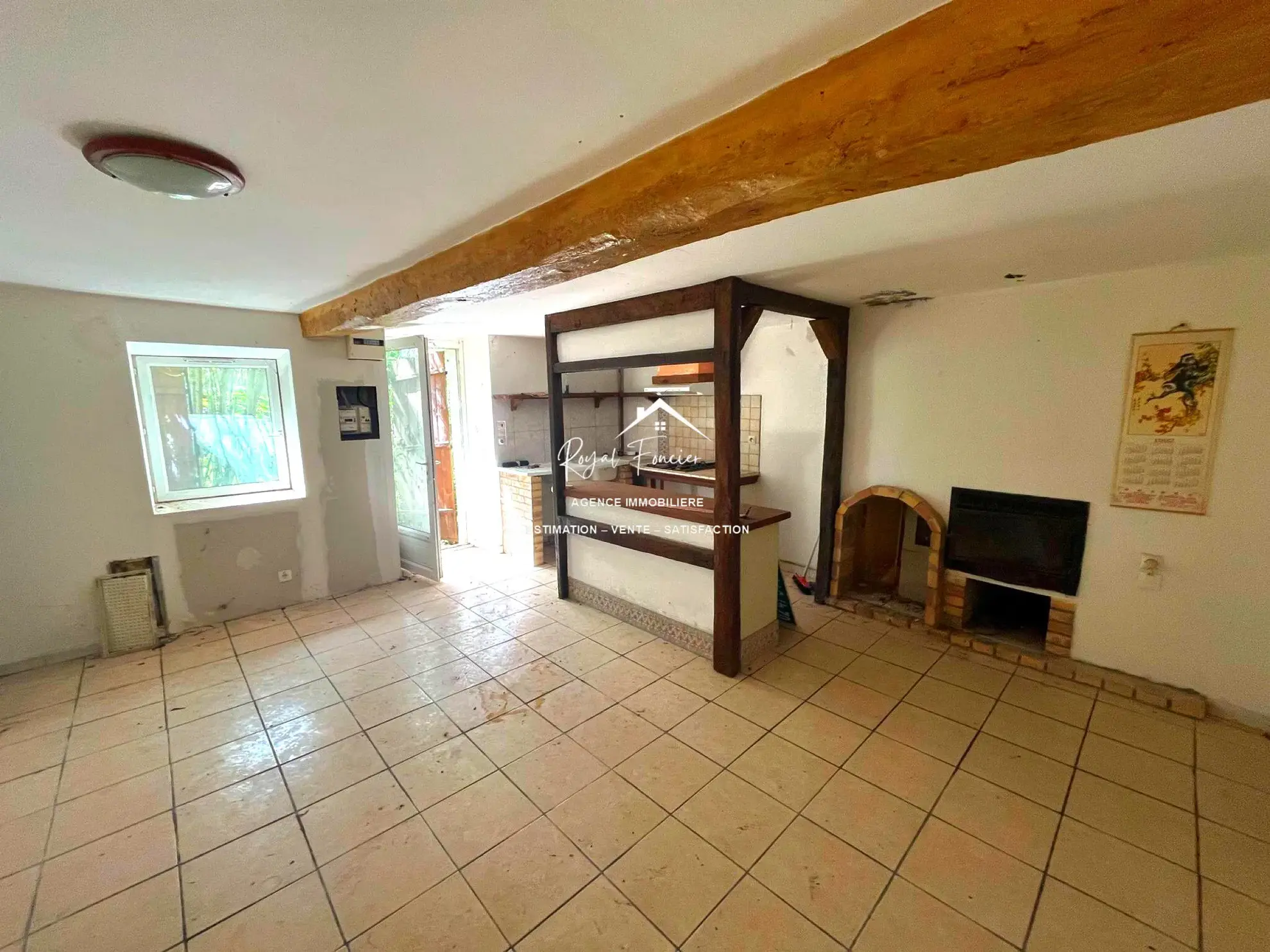 Charmante maison de campagne à La Celle-Guenand avec jardin de 142 m² 