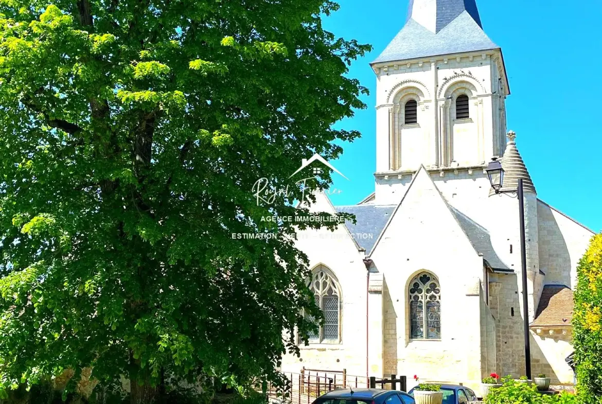 Charmante maison de campagne à La Celle-Guenand avec jardin de 142 m² 