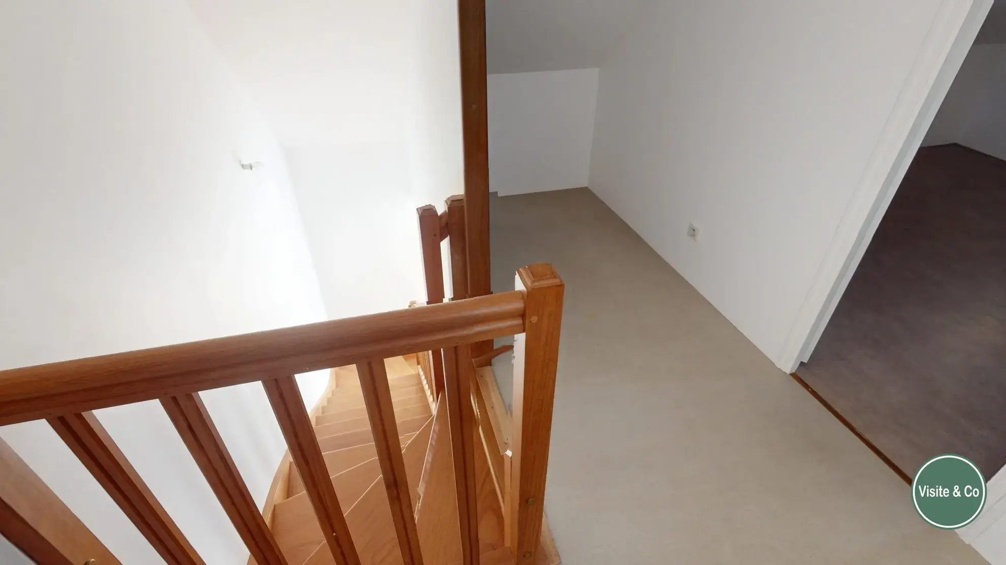 Maison à vendre à Ussy – Charmante demeure rénovée de 95 m² avec jardin 