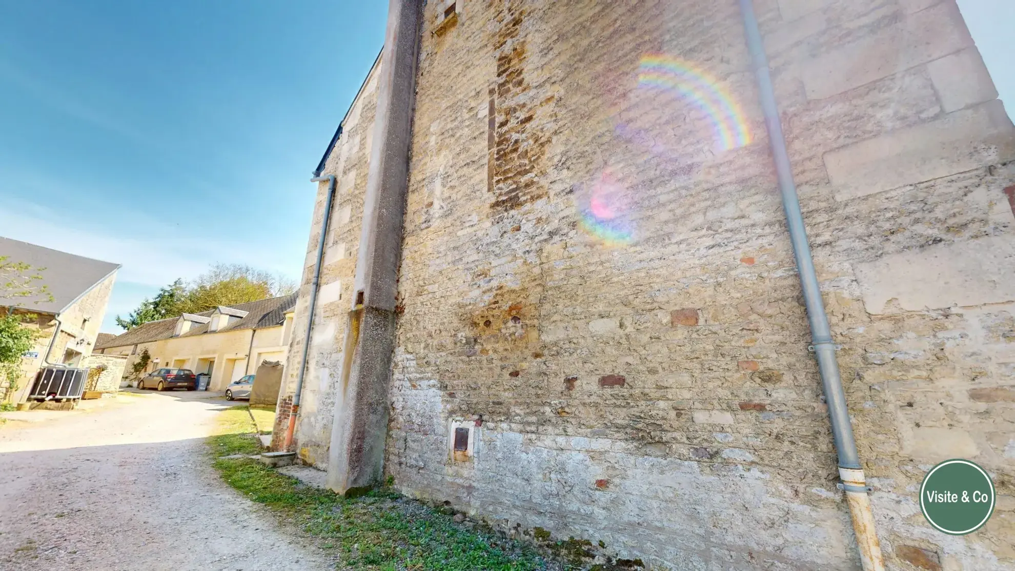 Maison à vendre à Ussy – Charmante demeure rénovée de 95 m² avec jardin 