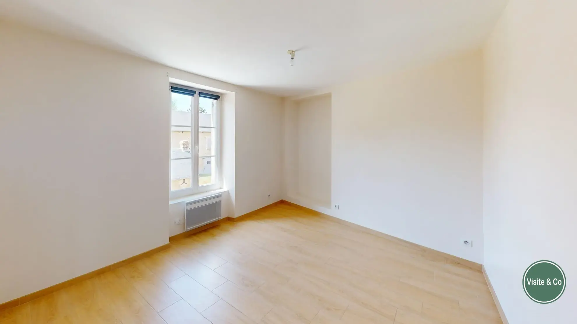 Maison à vendre à Ussy – Charmante demeure rénovée de 95 m² avec jardin 