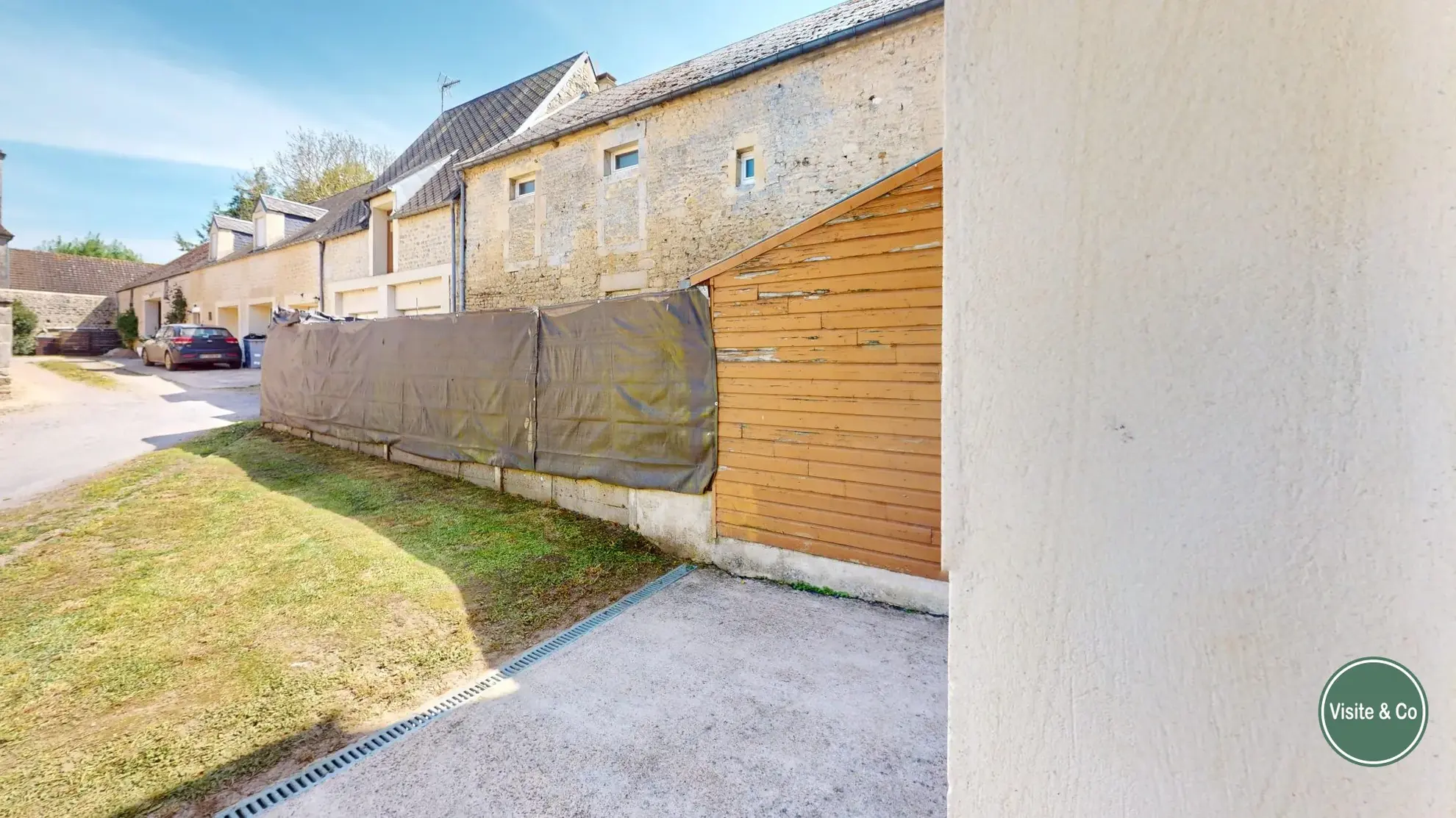 Maison à vendre à Ussy – Charmante demeure rénovée de 95 m² avec jardin 