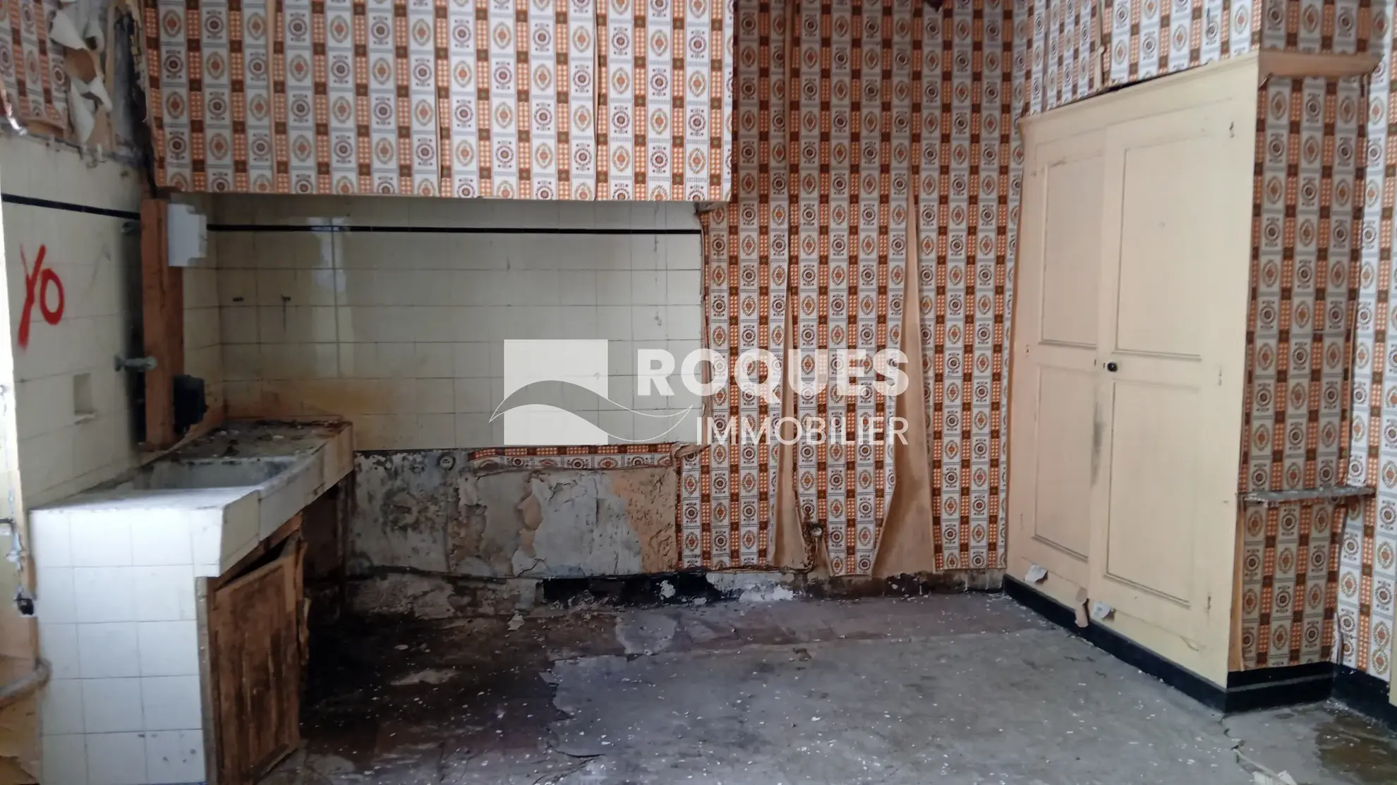Maison de ville à rénover à Millau - 100m² avec garage et jardin 