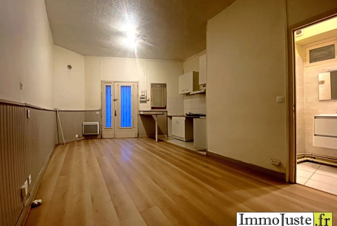 Studio à rénover de 24,37 m² à Rambouillet, idéal investisseur 