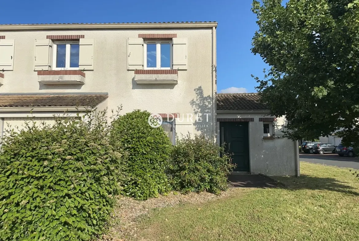 Maison à vendre à Montaigu-Vendée - 4 chambres, jardin, investissement 