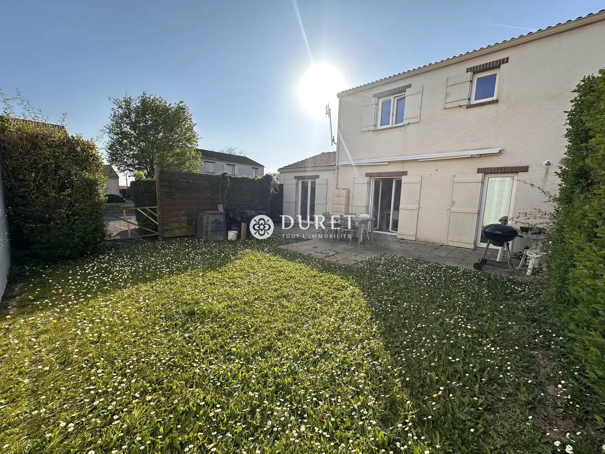 Maison à vendre à Montaigu-Vendée - 4 chambres, jardin, investissement 