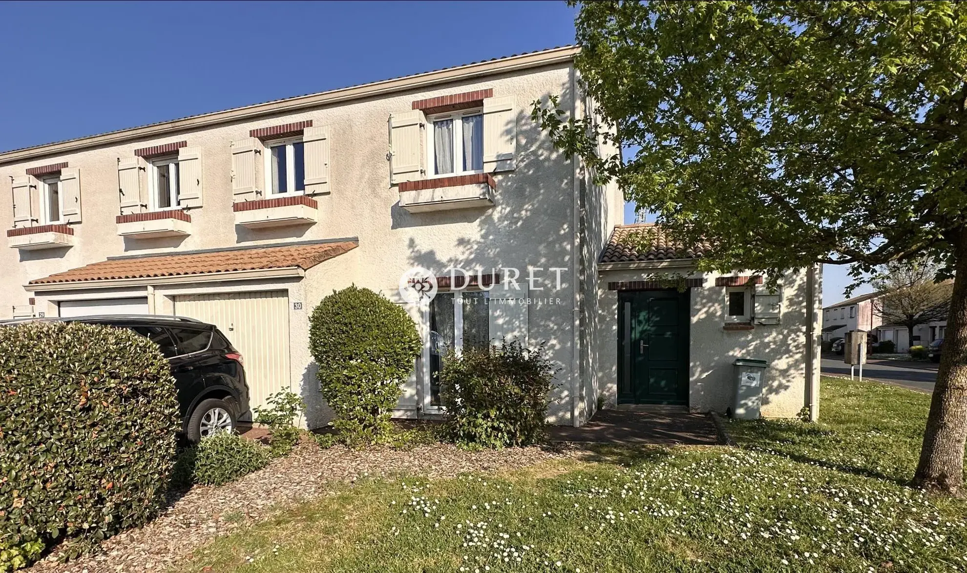 Maison à vendre à Montaigu-Vendée - 4 chambres, jardin, investissement 