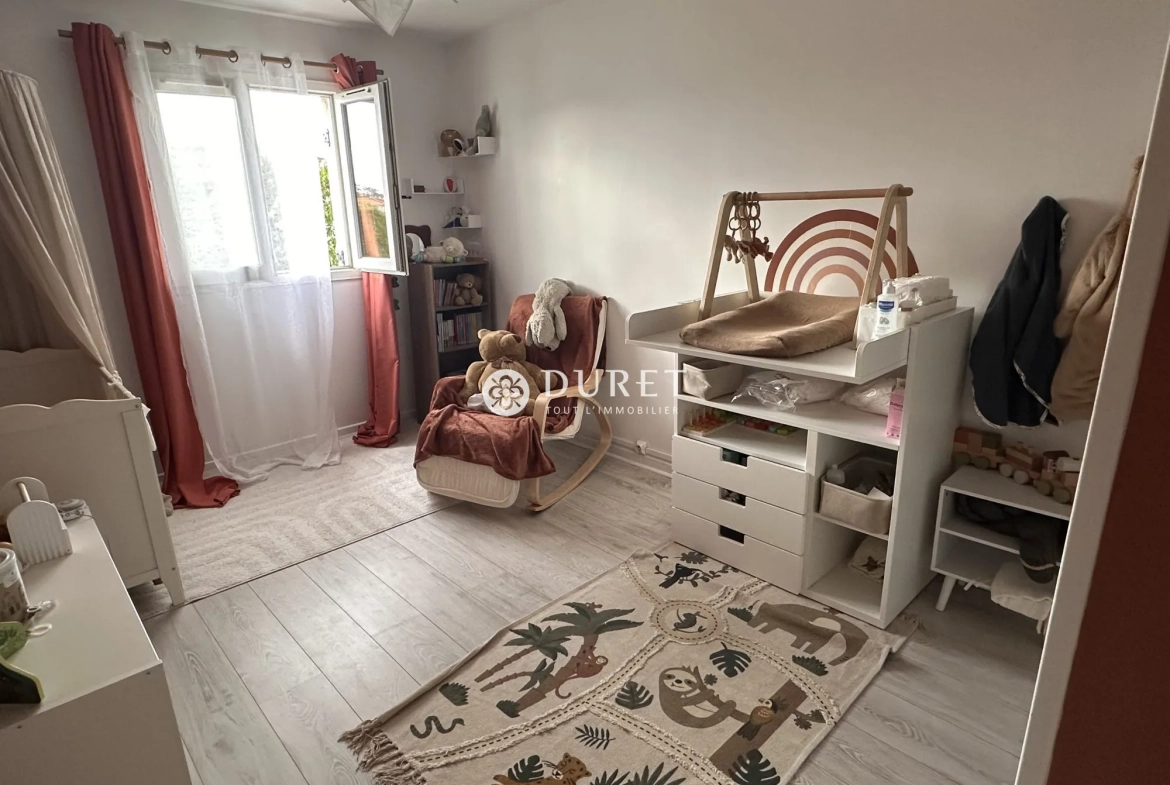 Maison à vendre à Montaigu-Vendée - 4 chambres, jardin, investissement 