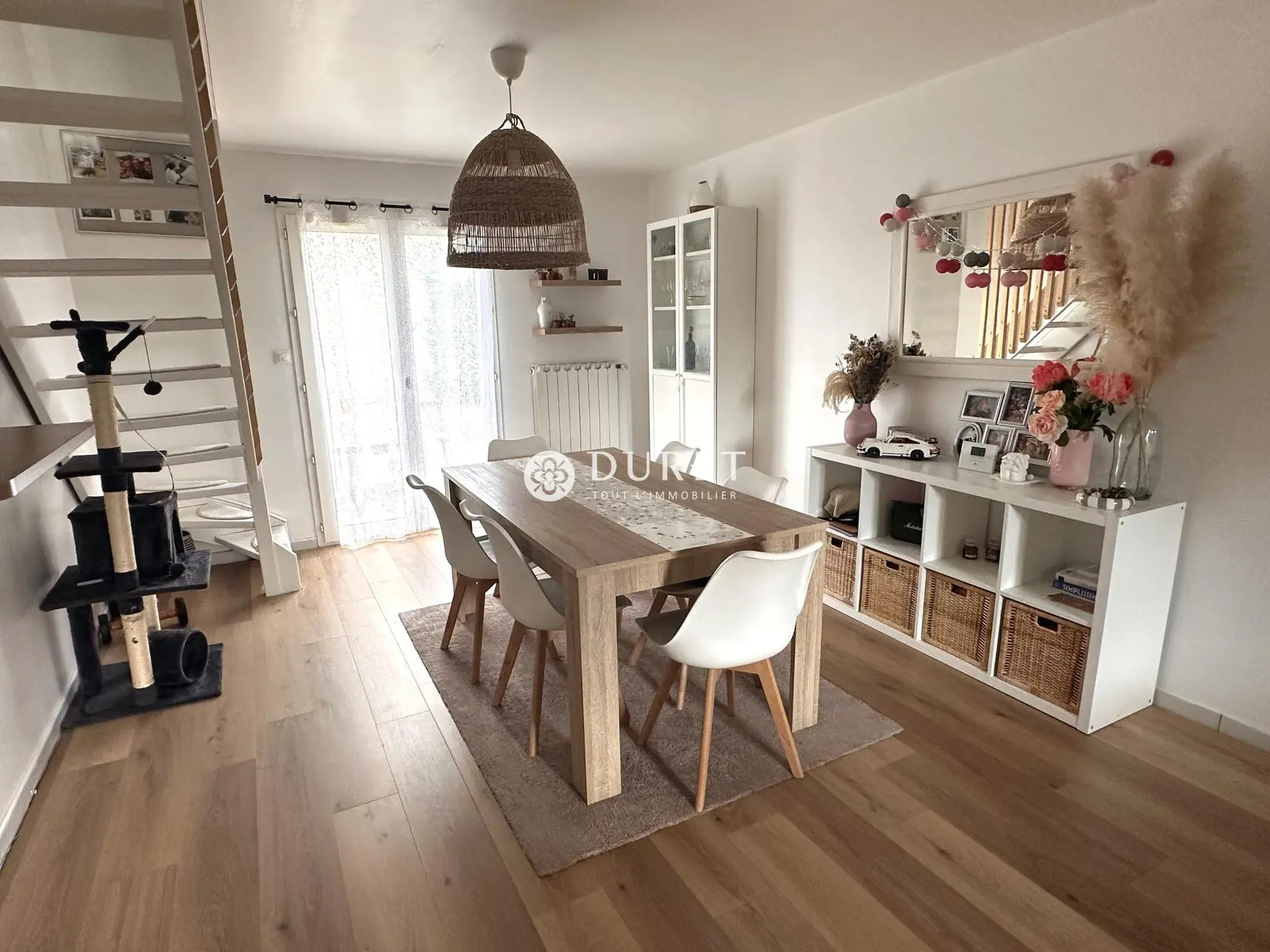 Maison à vendre à Montaigu-Vendée - 4 chambres, jardin, investissement 