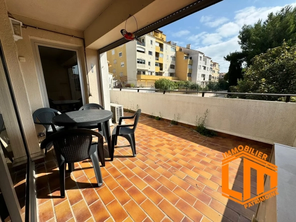Terasse Appartement T2 avec terrasse au Centre Port d'Agde - Piscine et emplacement privilégié