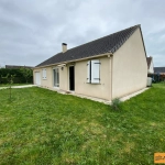 Maison de plain-pied à Poilly-lez-Gien avec terrasse et jardin clos