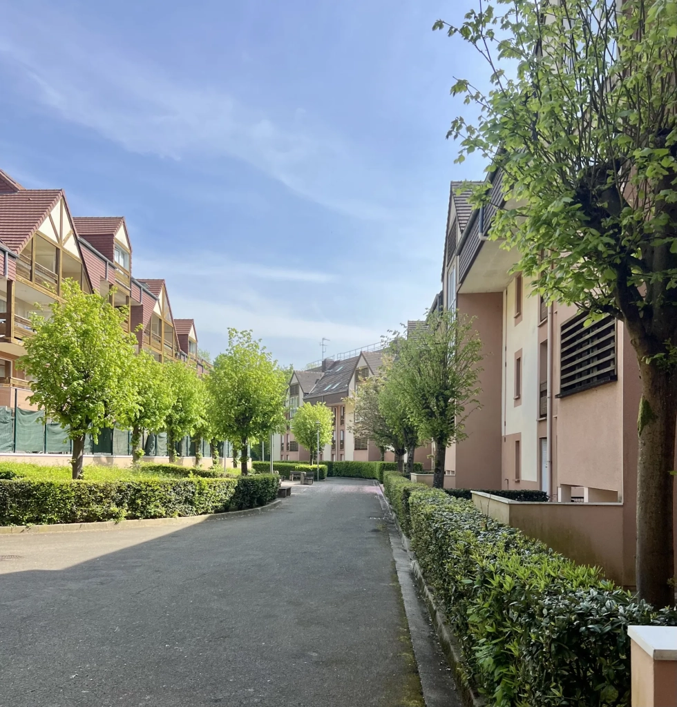 Appartement 3 pièces lumineux avec balcon, parking en sous-sol à Meulan-en-Yvelines