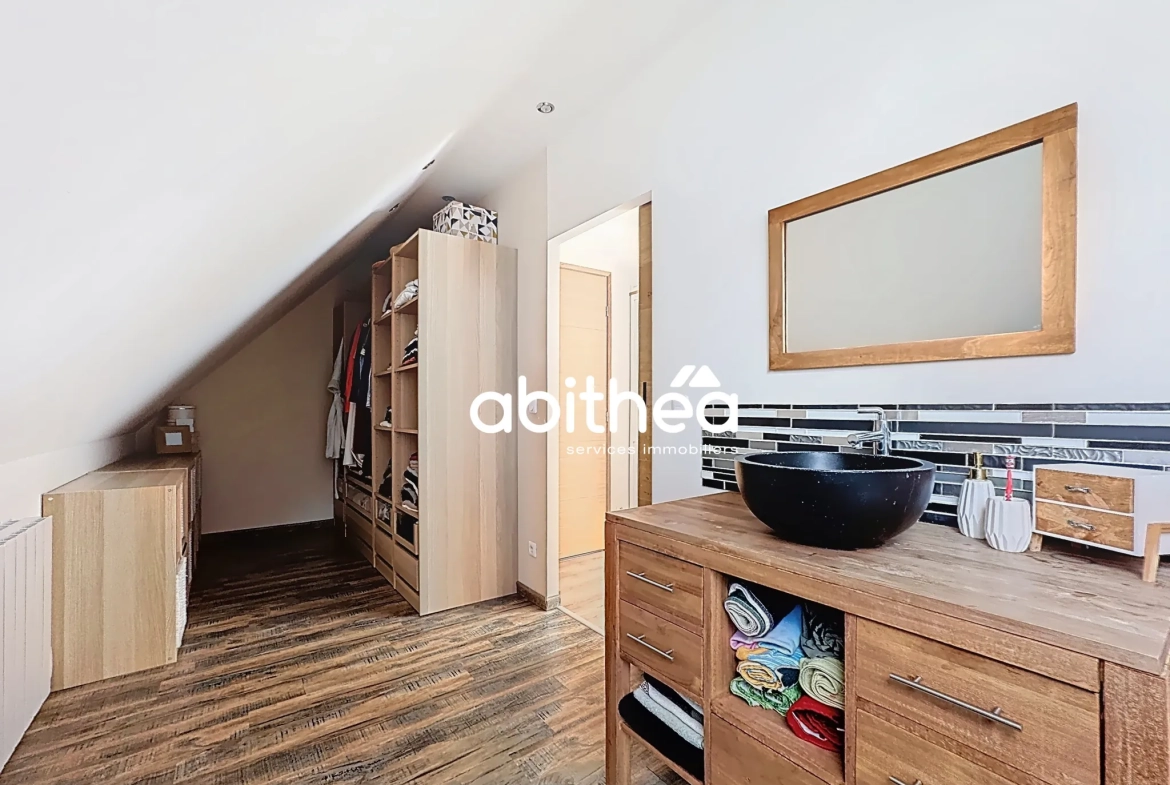 Maison individuelle semi-plane à Annay (62), 4 chambres, jardin et garage 