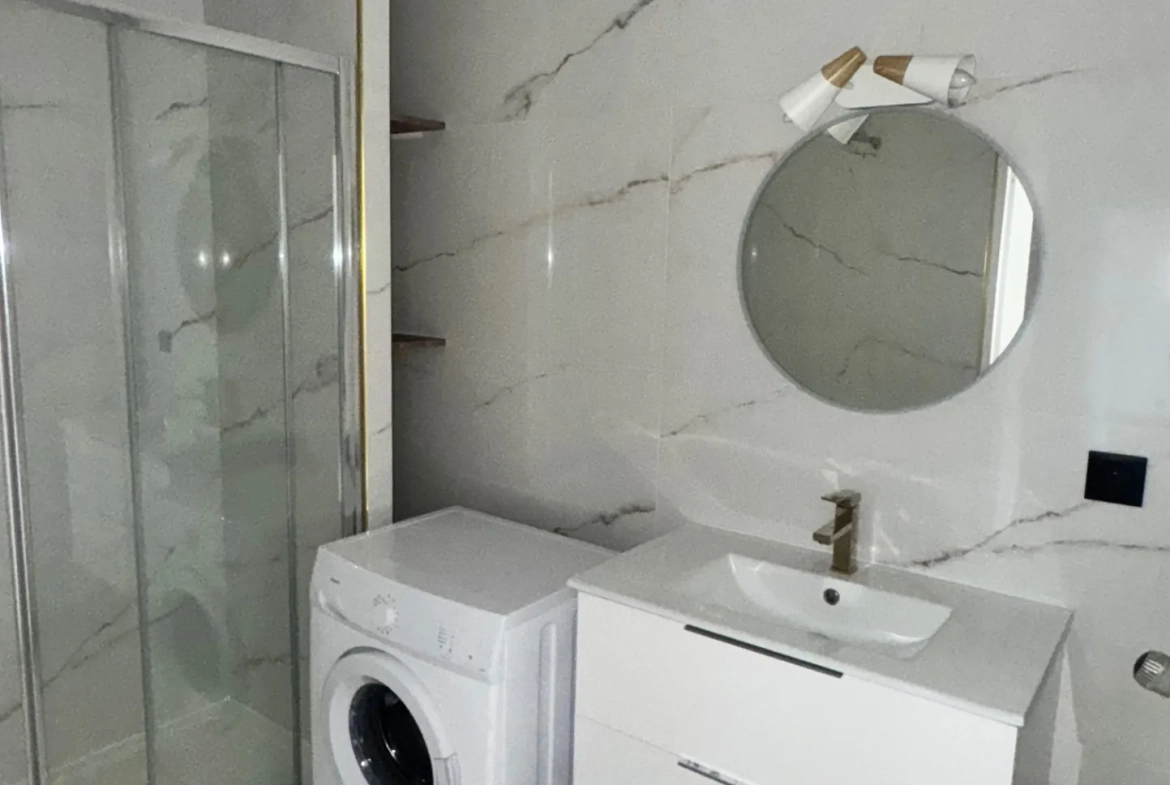 Appartement 3 pièces rénové à Marseille 13010 avec parking et sécurité 