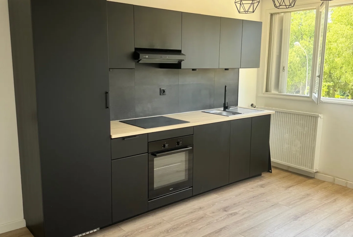 Appartement 3 pièces rénové à Marseille 13010 avec parking et sécurité 