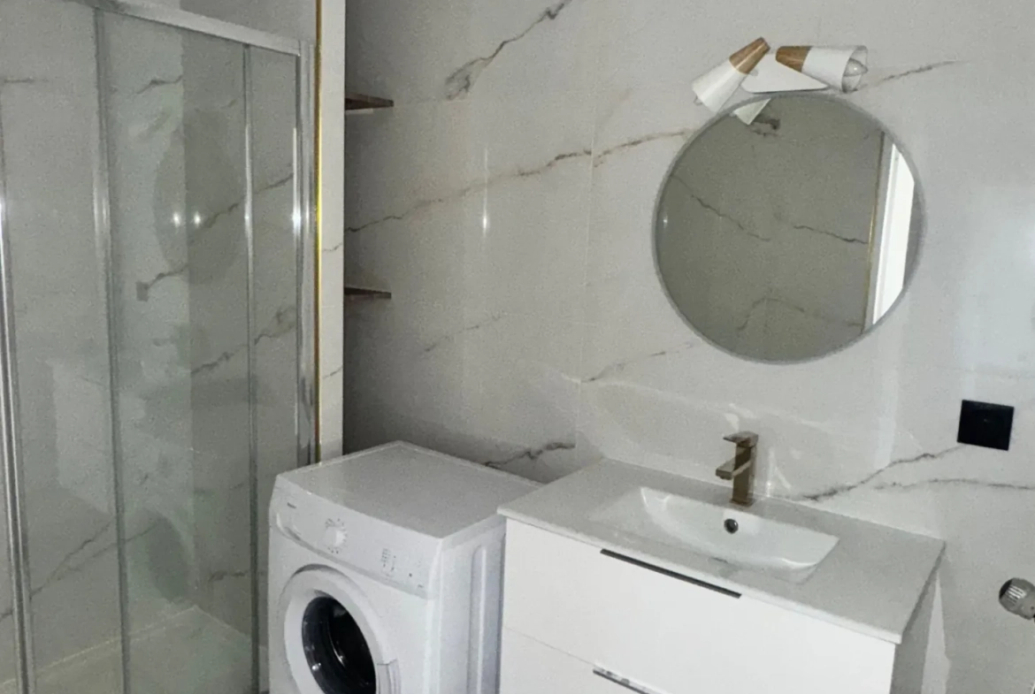 Appartement 3 pièces rénové à Marseille 13010 avec parking et sécurité 