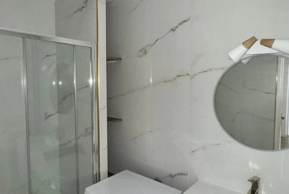 Appartement 3 pièces rénové à Marseille 13010 avec parking et sécurité 