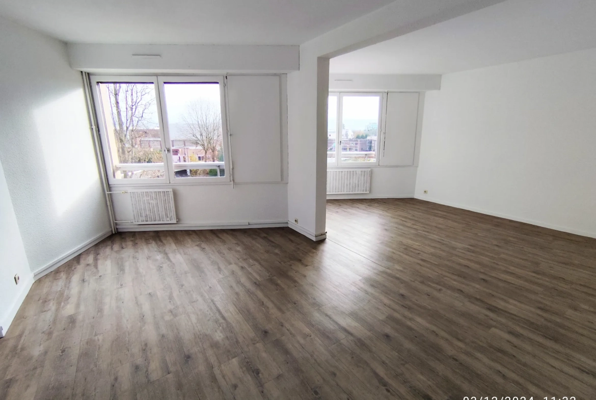Appartement T2 à Cergy avec balcon, cave et garage, idéal premier achat à 149 000 € 