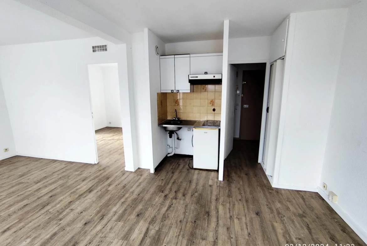 Appartement T2 à Cergy avec balcon, cave et garage, idéal premier achat à 149 000 € 