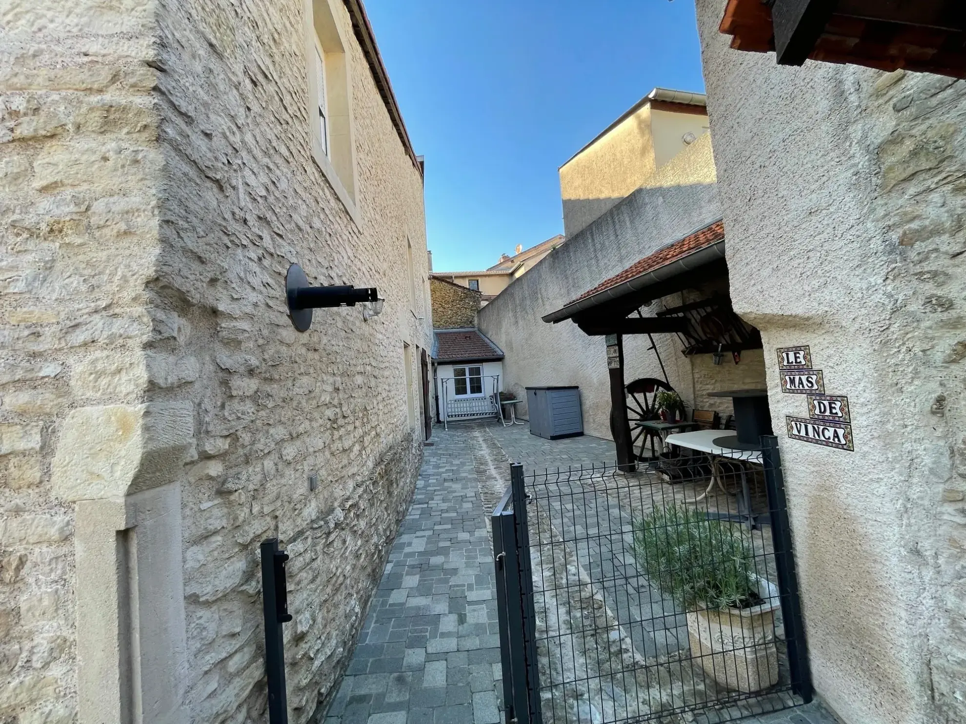 Maison de village à Thiaucourt-Regniéville avec grand potentiel et confort optimal 