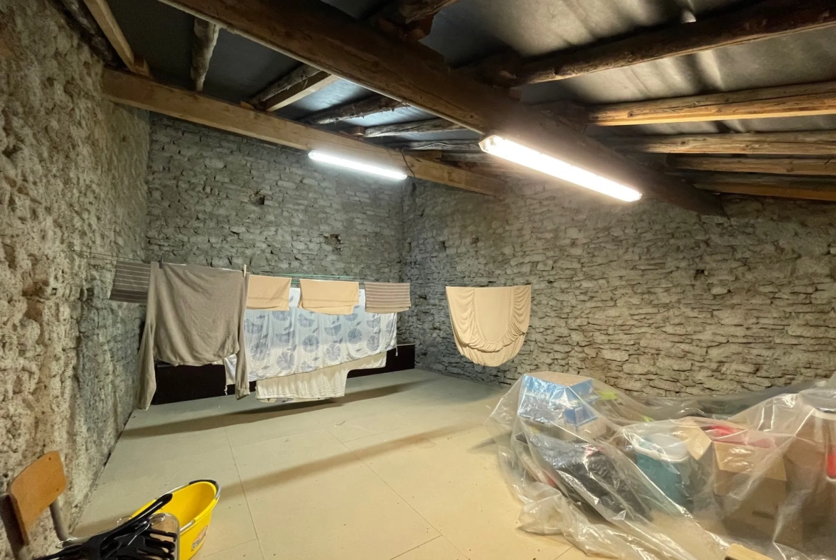 Maison de village à Thiaucourt-Regniéville avec grand potentiel et confort optimal 