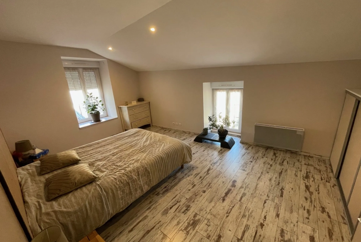 Maison de village à Thiaucourt-Regniéville avec grand potentiel et confort optimal 