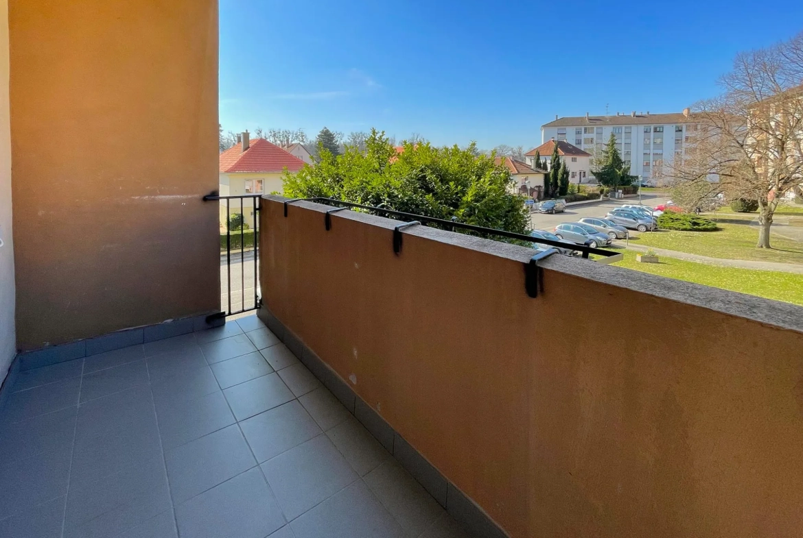 Appartement 4 pièces à Ostwald - 79,85 m² avec balcon, garage et cave 