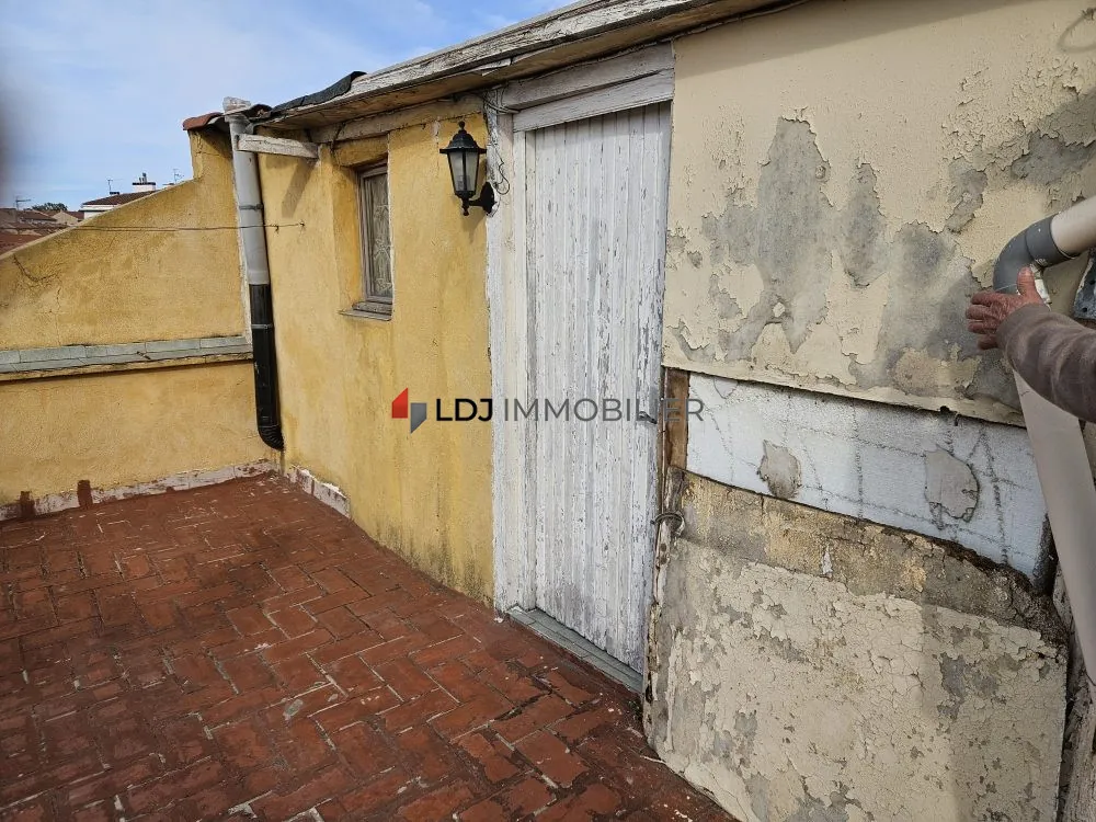 Maison à vendre à Perpignan avec grande terrasse et 5 chambres 