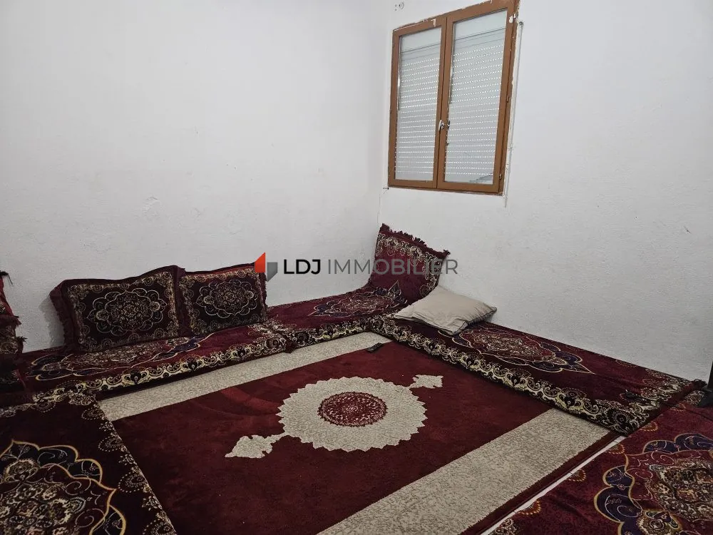 Maison à vendre à Perpignan avec grande terrasse et 5 chambres 