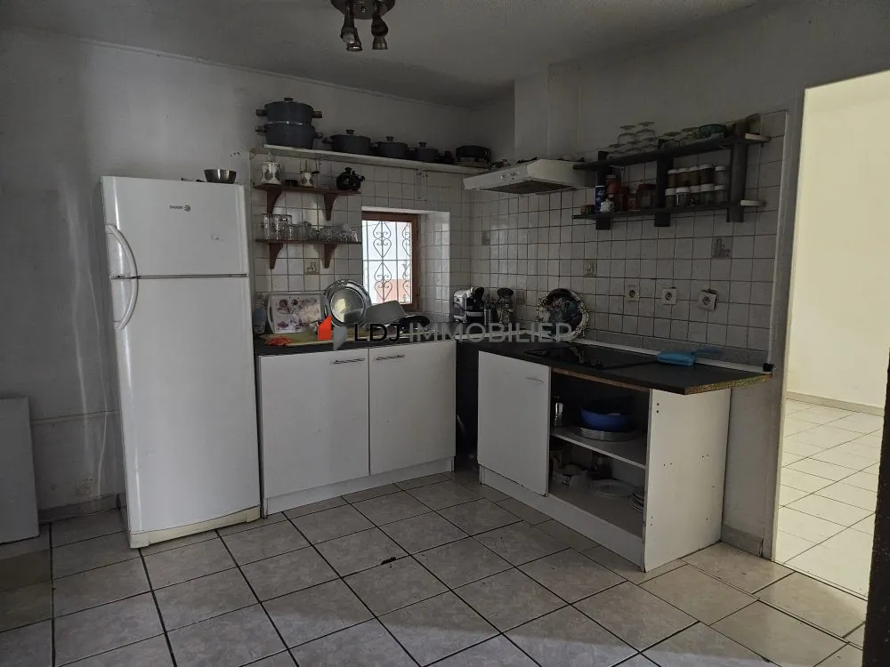 Maison à vendre à Perpignan avec grande terrasse et 5 chambres 