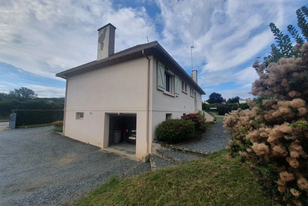 Maison de plain-pied à Néris-les-Bains avec jardin et terrasse 