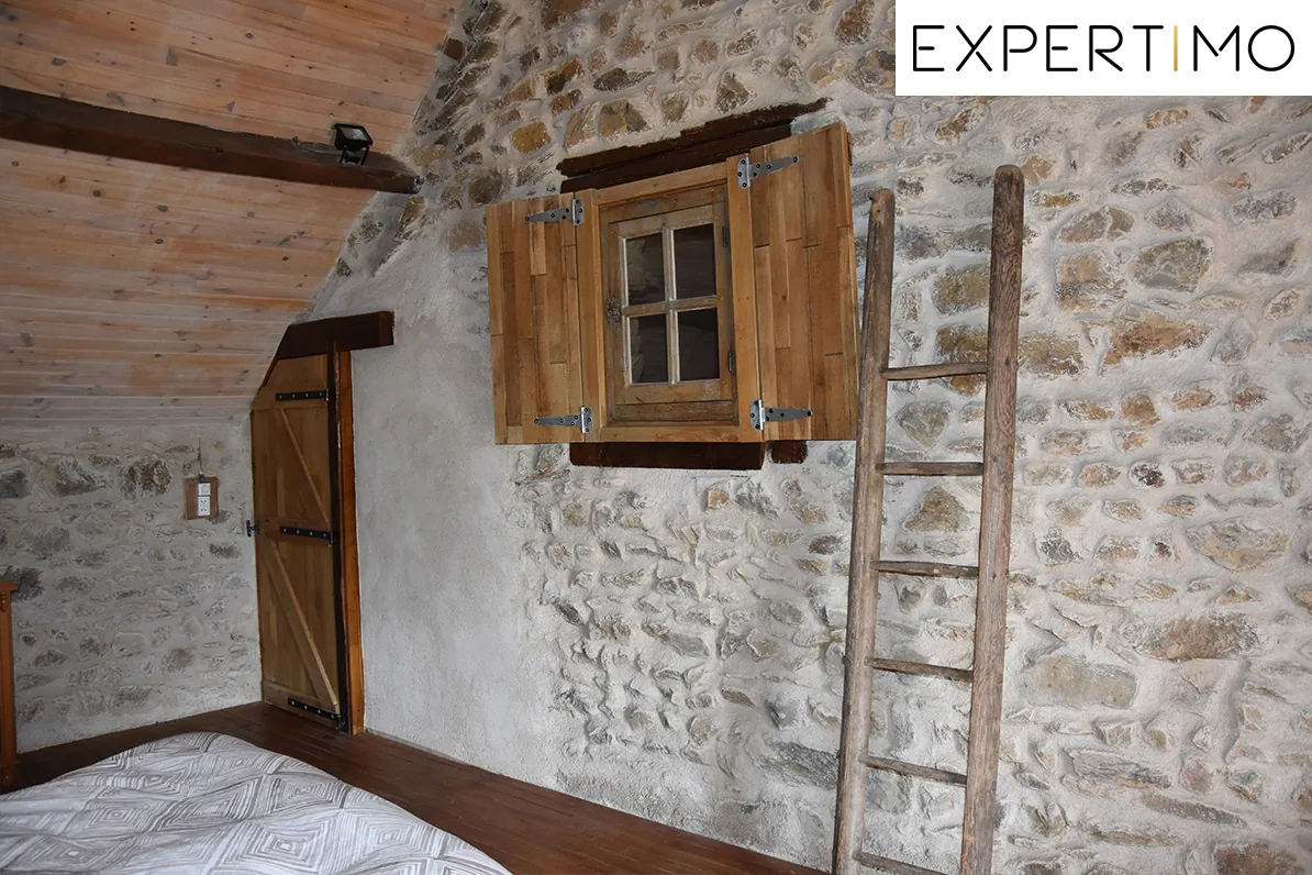 Maison à vendre à Menat (63) | 114 m² avec terrain de 2010 m² 