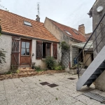 Charmante maison ancienne à vendre à Saint-Arnoult-en-Yvelines près de Paris