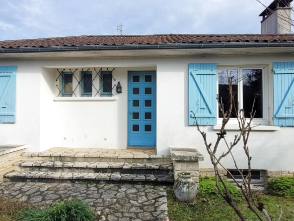 Maison à restaurer avec vue sur la ville à Coulounieix-Chamiers