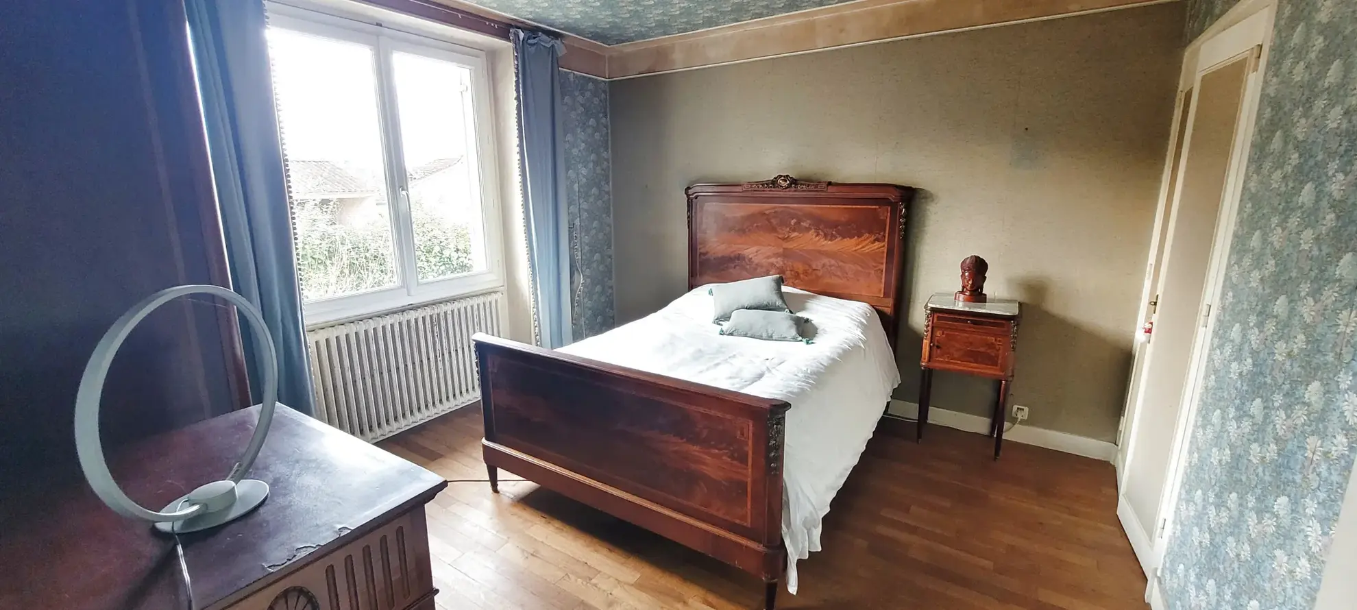 Maison à restaurer avec vue sur la ville à Coulounieix-Chamiers 