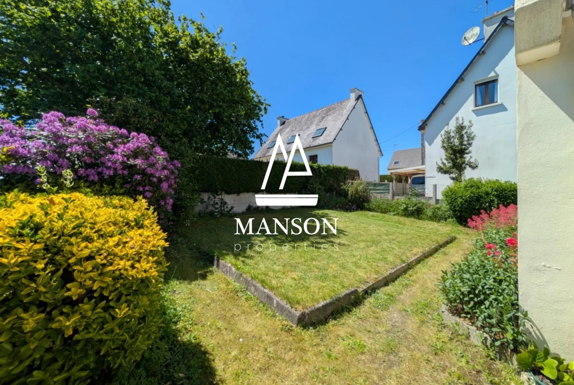 Maison de plain-pied à rénover à Ploumagoar, 4 pièces, 106 m², Sud 