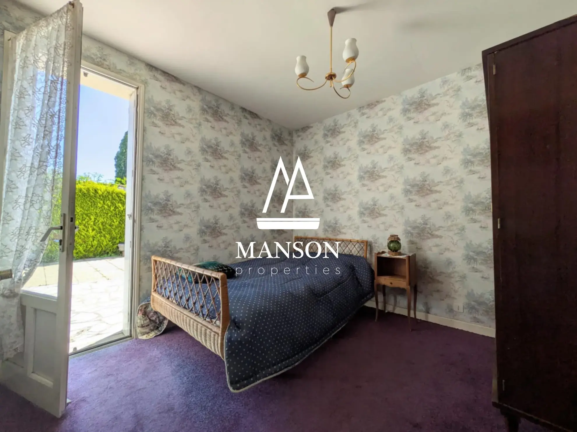 Maison de plain-pied à rénover à Ploumagoar, 4 pièces, 106 m², Sud 