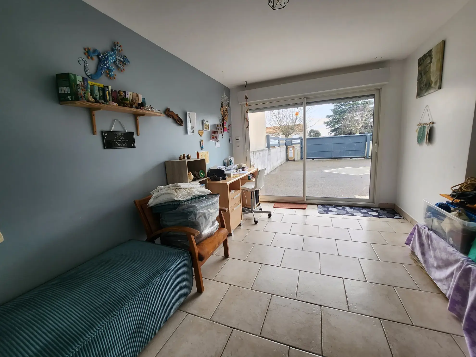 Maison de plain-pied à Luçon avec 4 chambres, bureau et piscine – 125 m² 