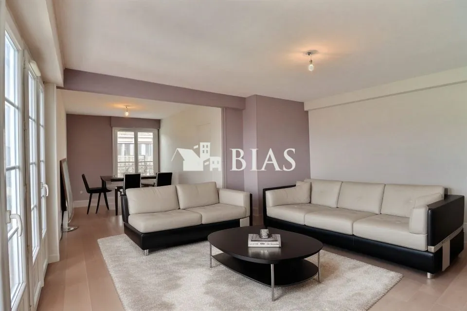 Appartement lumineux de 90m² avec 3 chambres au cœur de Lisieux