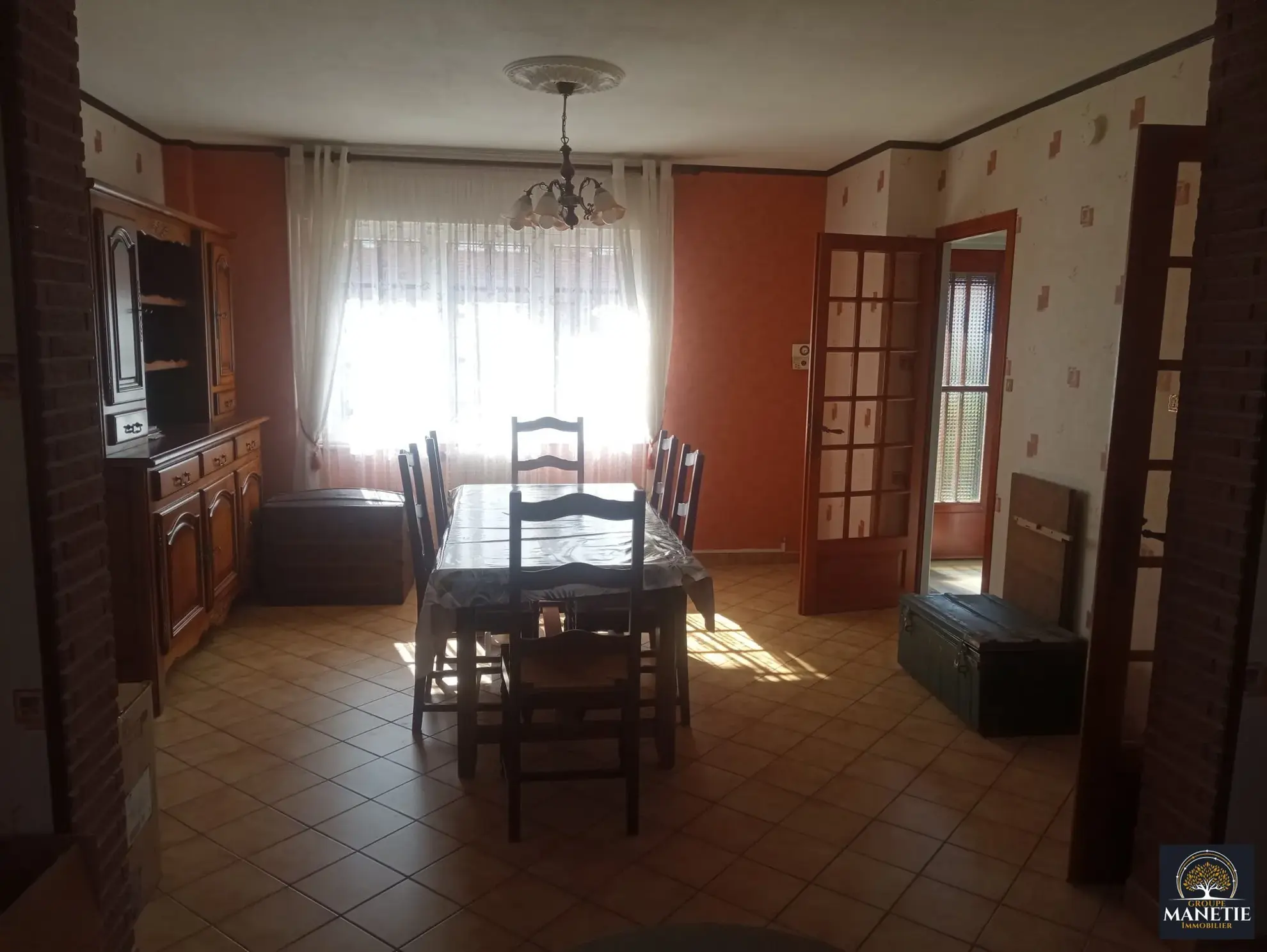 Maison 3 chambres à Arras avec terrasse et garage - Opportunité à saisir 