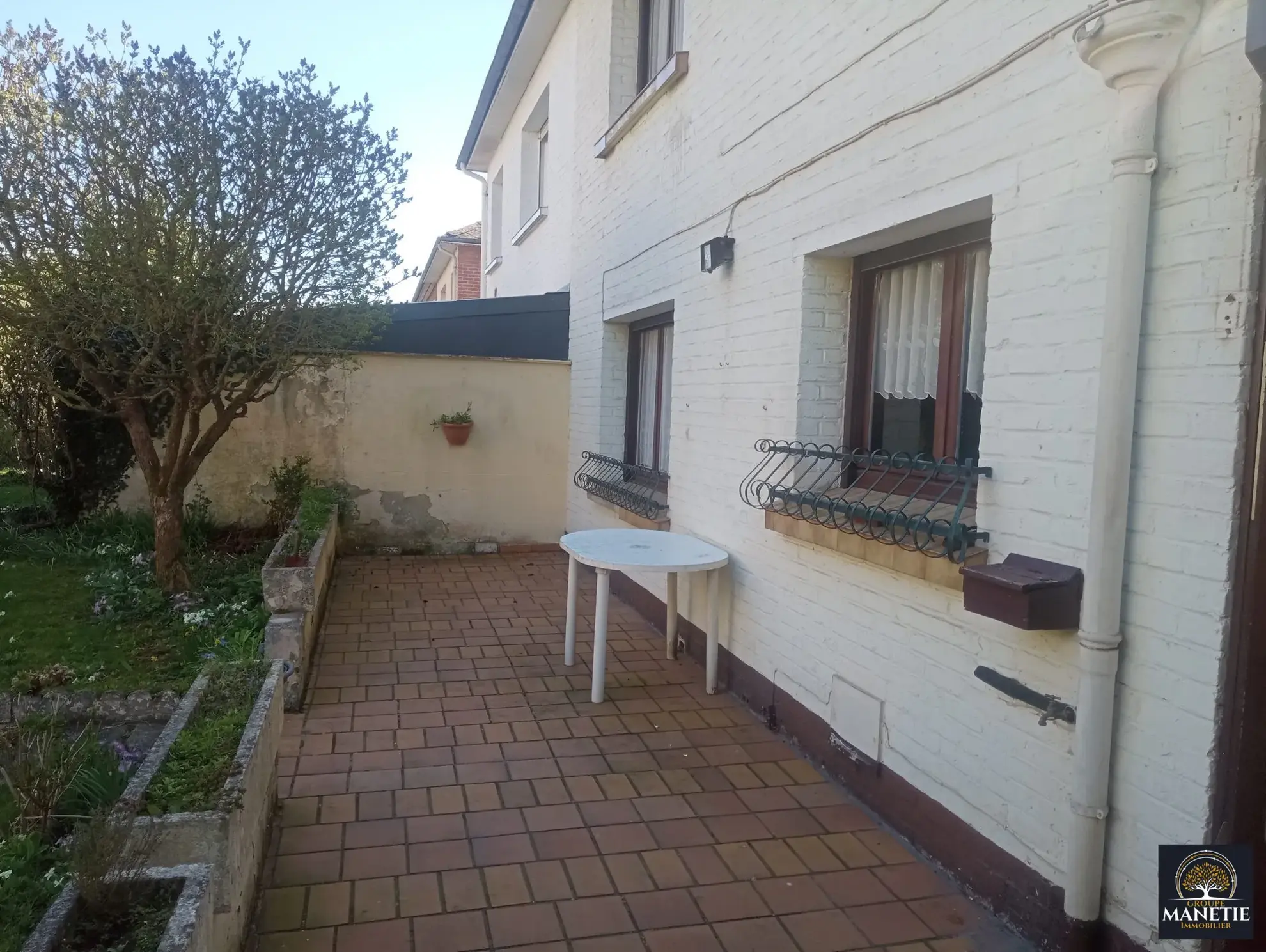 Maison 3 chambres à Arras avec terrasse et garage - Opportunité à saisir 