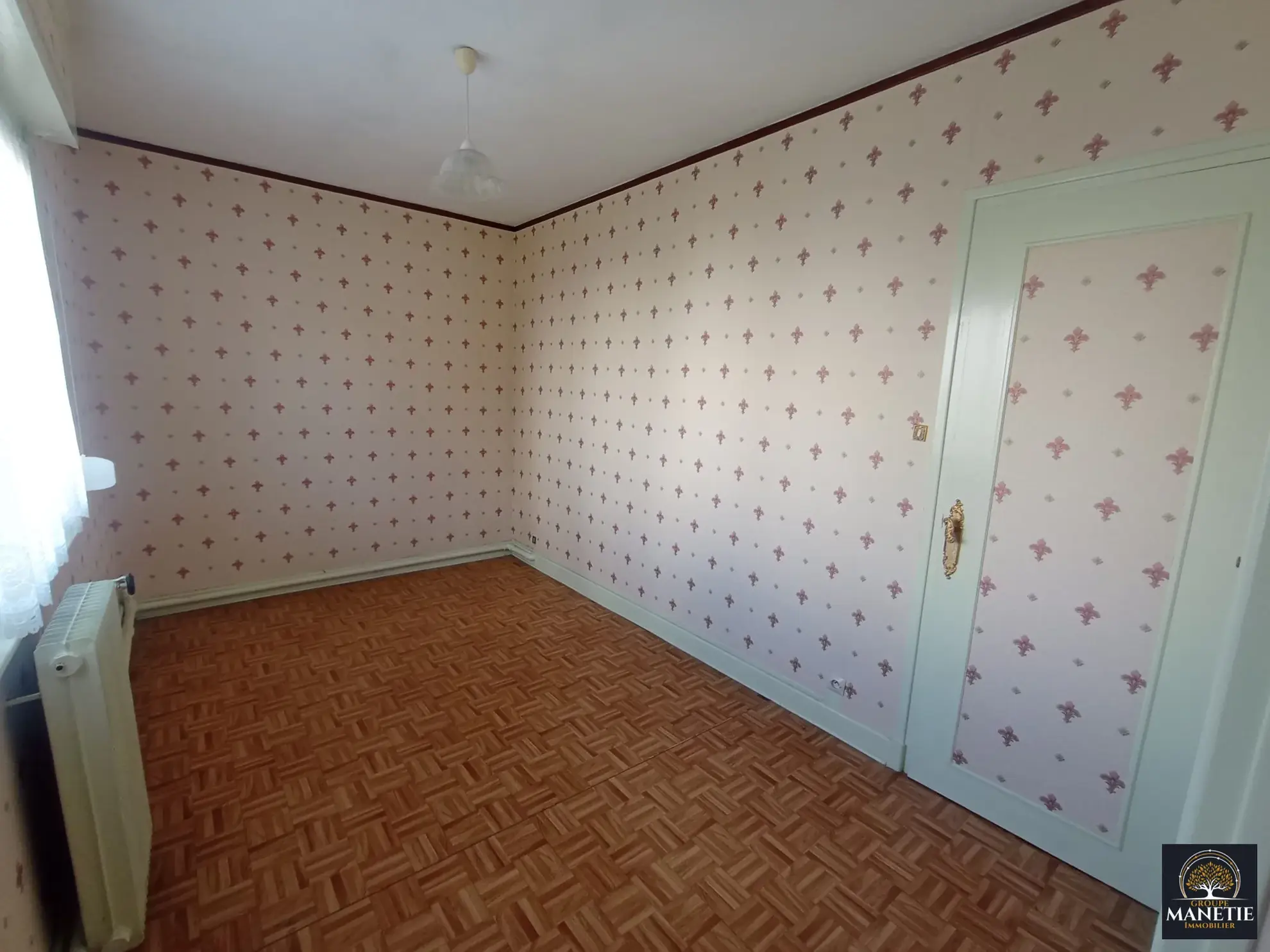 Maison 3 chambres à Arras avec terrasse et garage - Opportunité à saisir 