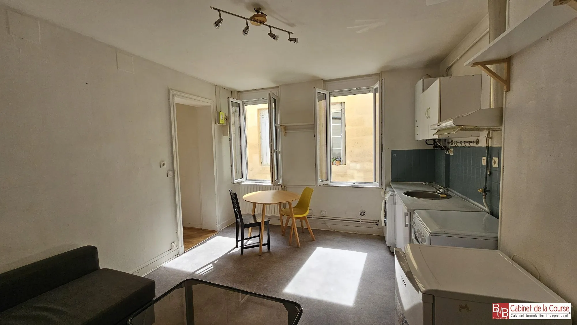 Appartement T2 lumineux à Saint Michel, Bordeaux - Près des commodités 