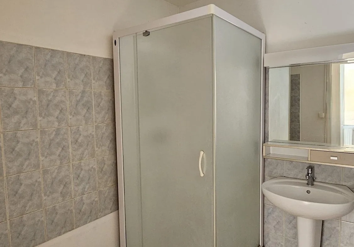 Appartement T2 lumineux à Saint Michel, Bordeaux - Près des commodités 